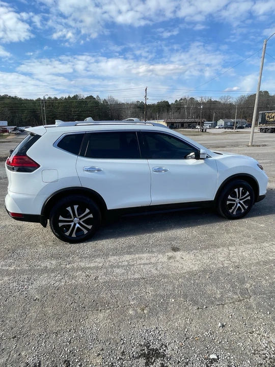 2017 Nissan Rogue - Image 4 of 20