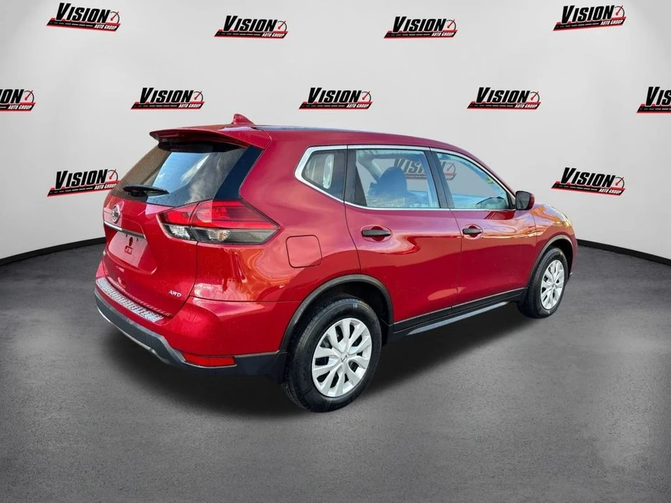 2017 Nissan Rogue - Image 5 of 12