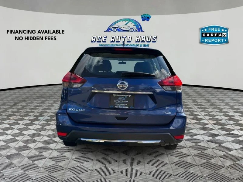 2017 Nissan Rogue - Image 6 of 12