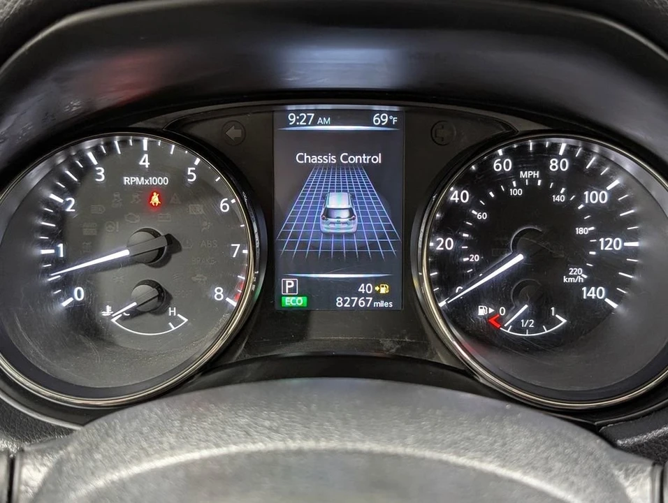 2017 Nissan Rogue - Image 3 of 12