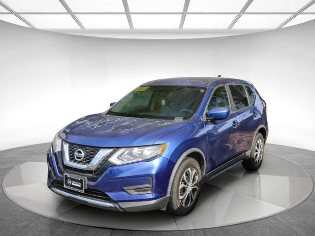 2017 Nissan Rogue - Image 2 of 12