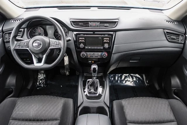 2017 Nissan Rogue - Image 12 of 12