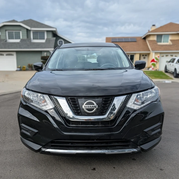 2017 Nissan Rogue - Image 9 of 21