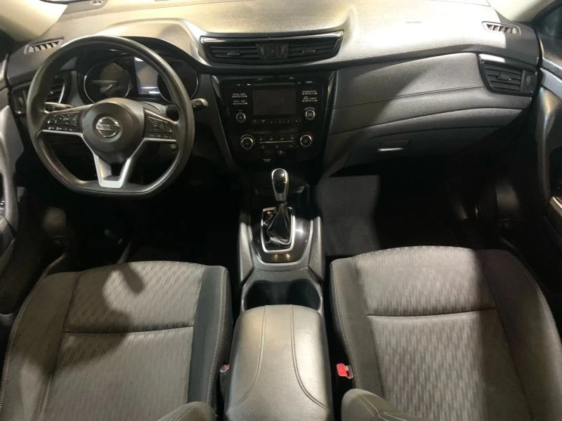 2017 Nissan Rogue - Image 11 of 12