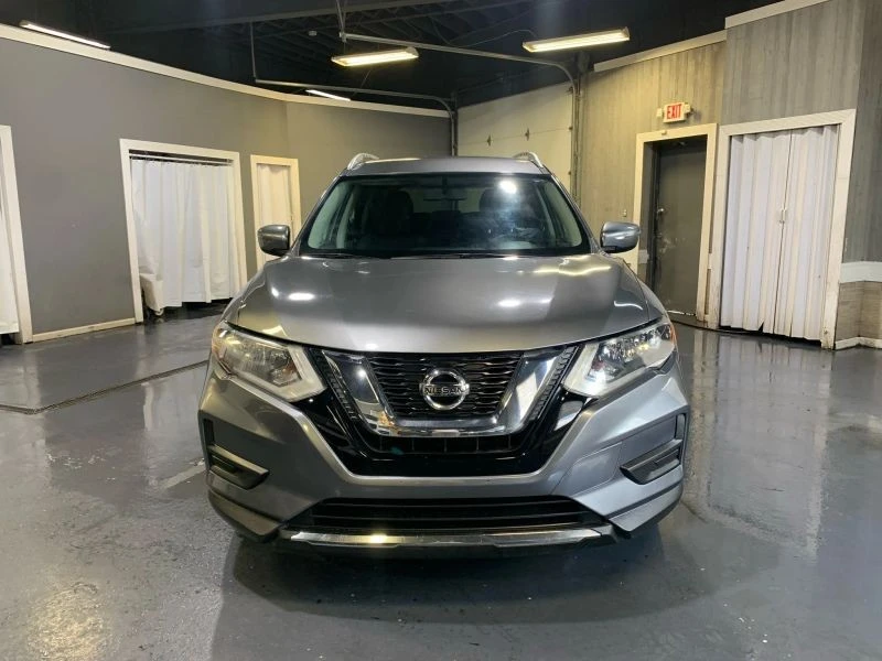 2017 Nissan Rogue - Image 2 of 12