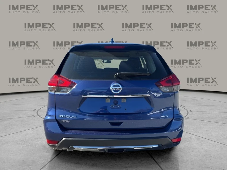 2017 Nissan Rogue - Image 4 of 12
