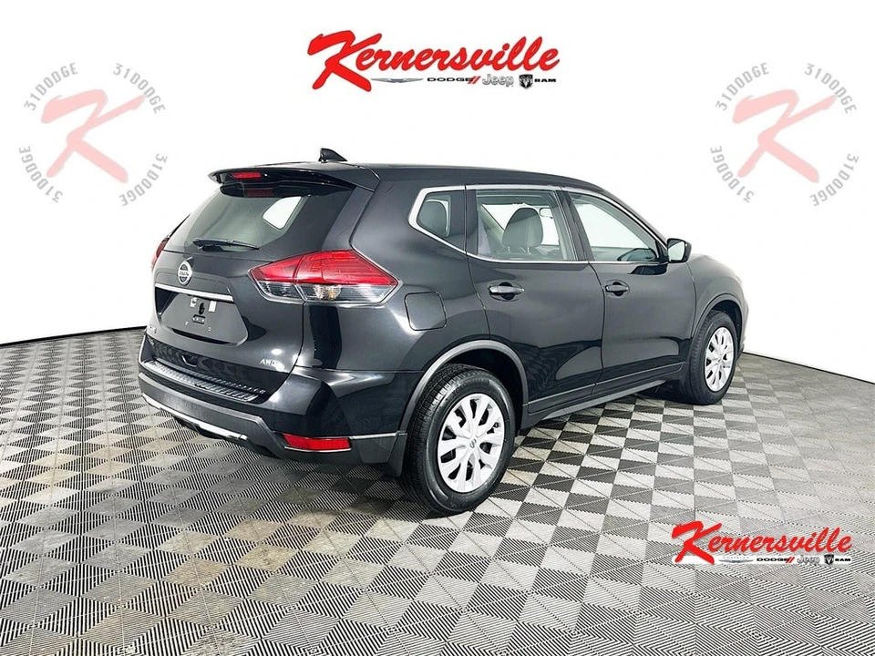 2017 Nissan Rogue - Image 7 of 21
