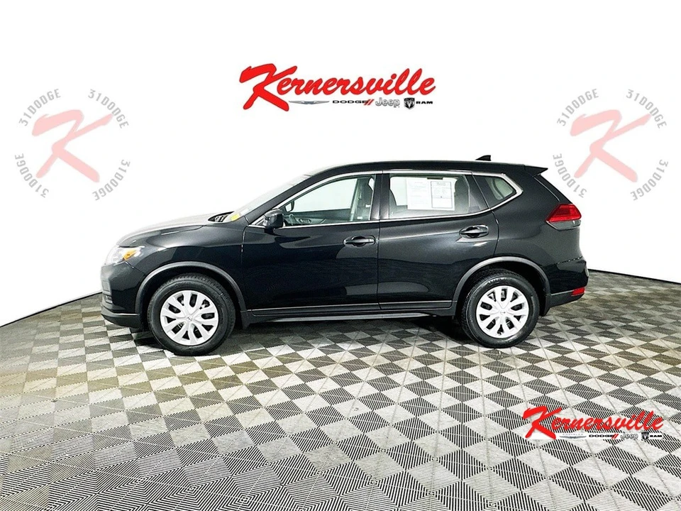 2017 Nissan Rogue - Image 4 of 21