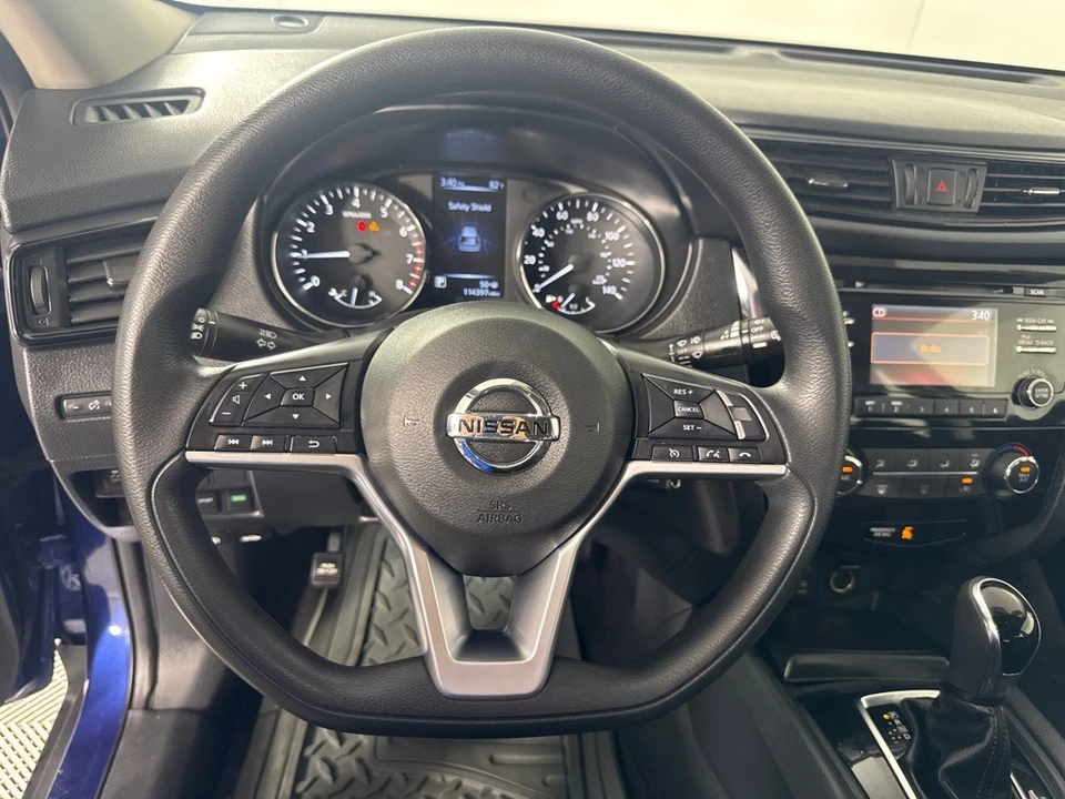 2017 Nissan Rogue - Image 13 of 21