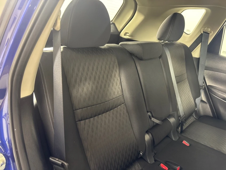 2017 Nissan Rogue - Image 20 of 21