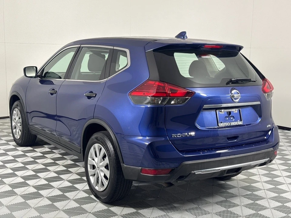 2017 Nissan Rogue - Image 7 of 21