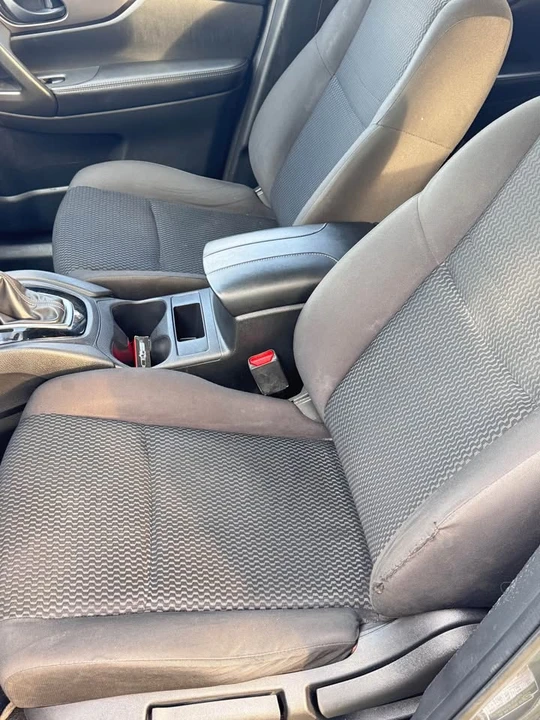 2017 Nissan Rogue - Image 5 of 12