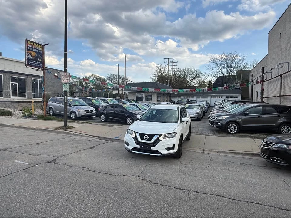 2017 Nissan Rogue - Image 20 of 20