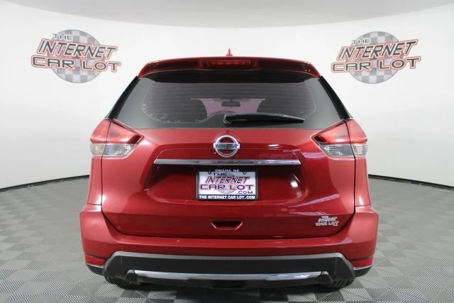 2017 Nissan Rogue - Image 6 of 12