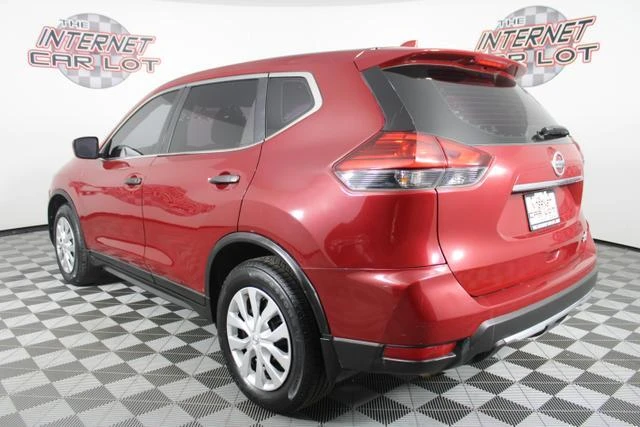 2017 Nissan Rogue - Image 5 of 12