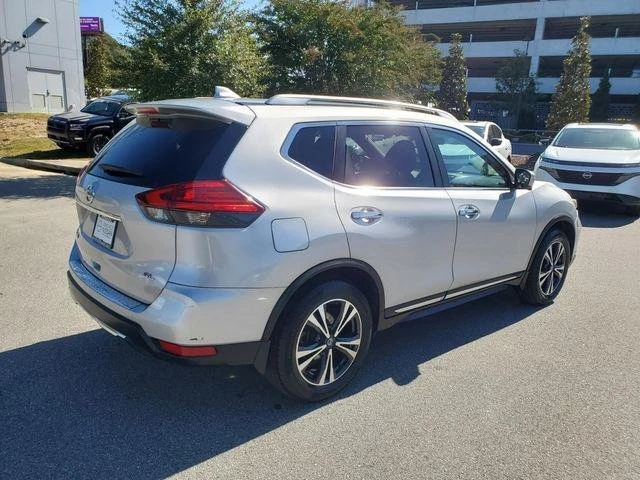 2017 Nissan Rogue - Image 3 of 20