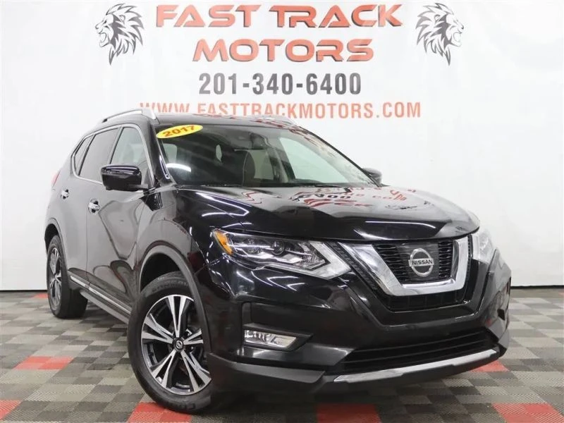 2017 Nissan Rogue - Image 3 of 12