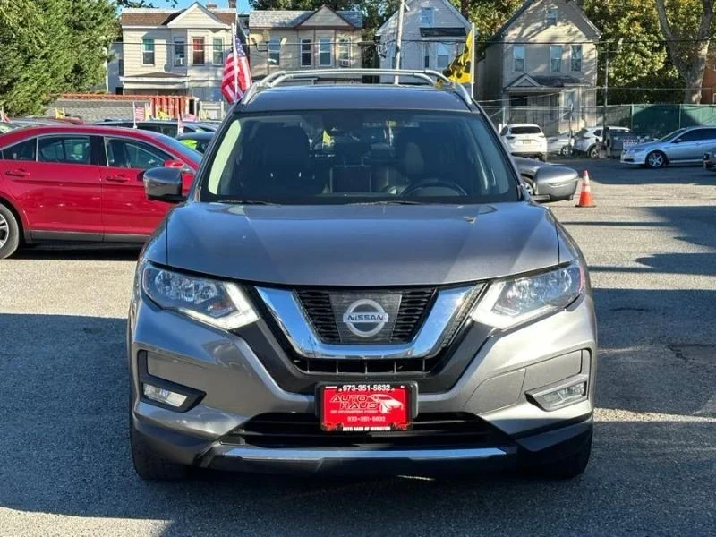2017 Nissan Rogue - Image 2 of 12