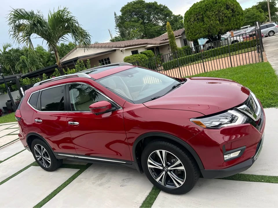 2017 Nissan Rogue - Image 7 of 20