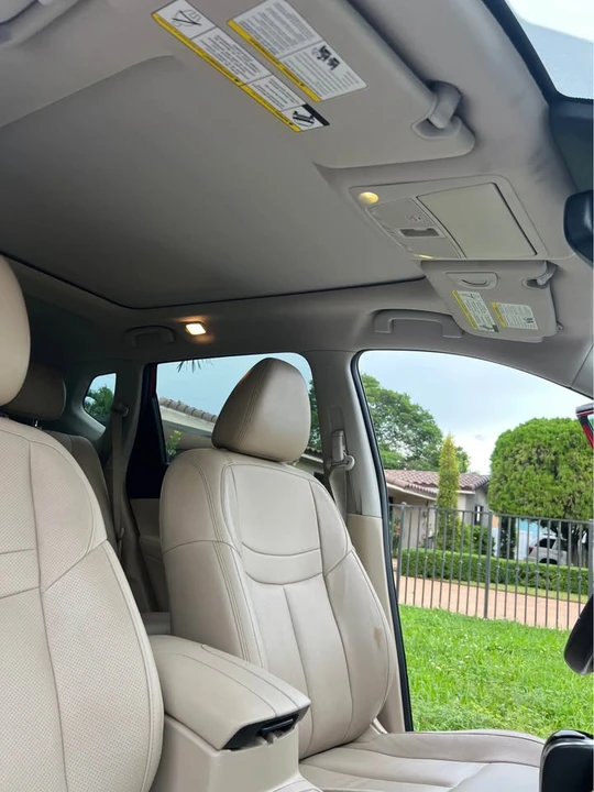 2017 Nissan Rogue - Image 17 of 20