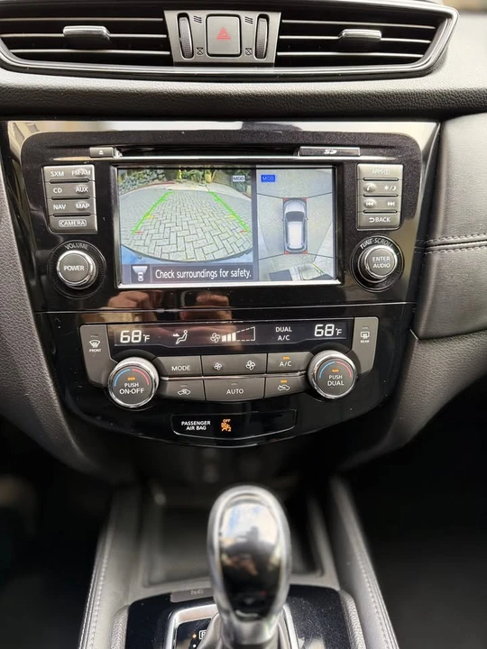 2017 Nissan Rogue - Image 14 of 14