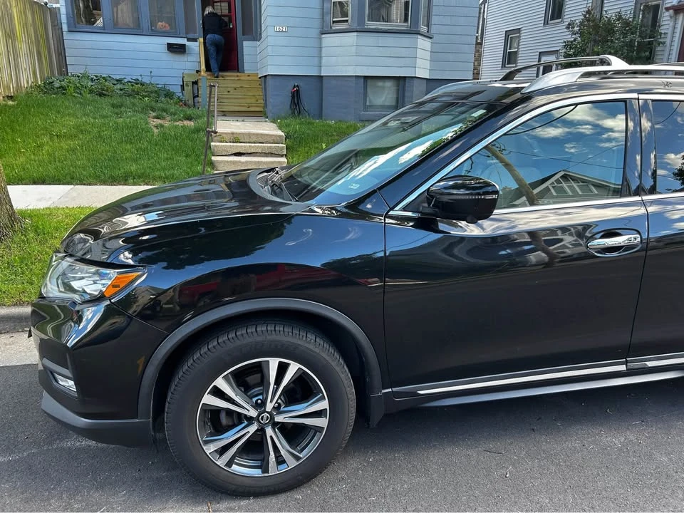2017 Nissan Rogue - Image 5 of 20