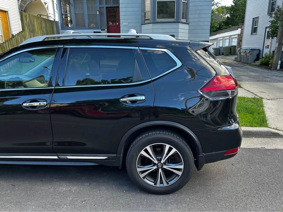2017 Nissan Rogue - Image 6 of 20