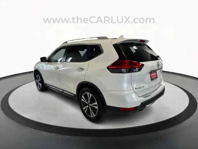 2017 Nissan Rogue - Image 5 of 12