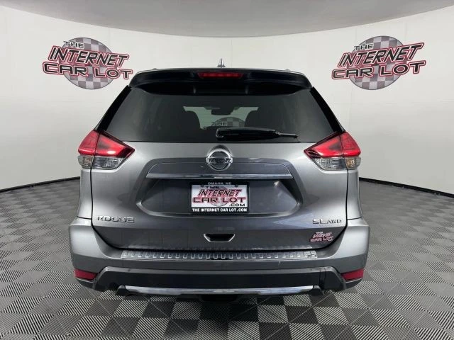 2017 Nissan Rogue - Image 6 of 12