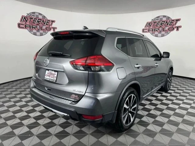 2017 Nissan Rogue - Image 7 of 12