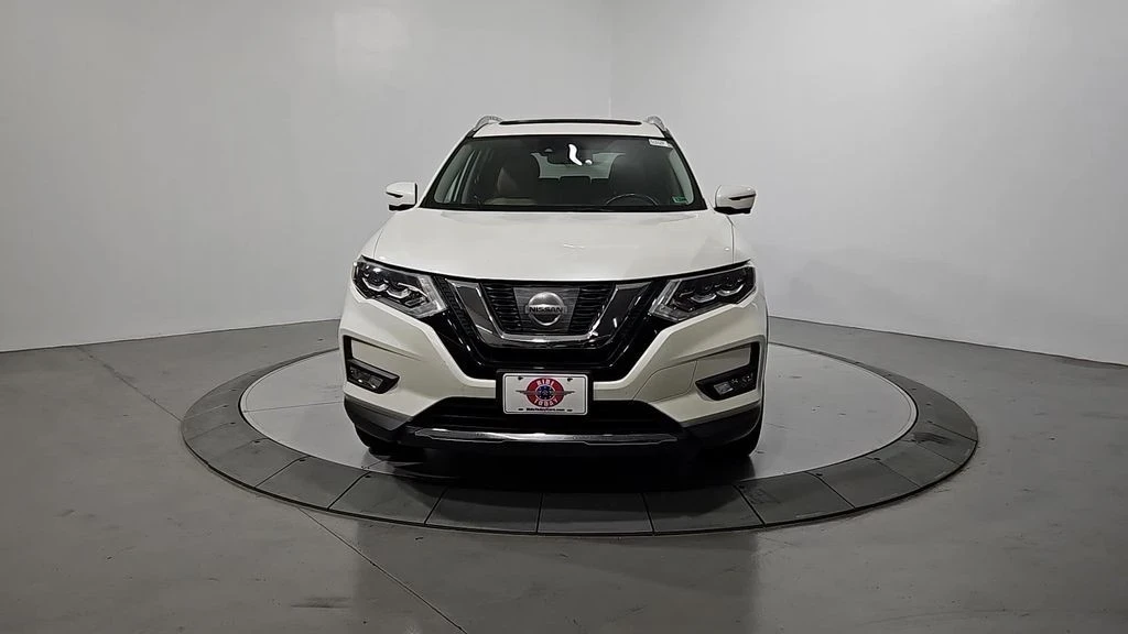2017 Nissan Rogue - Image 9 of 12