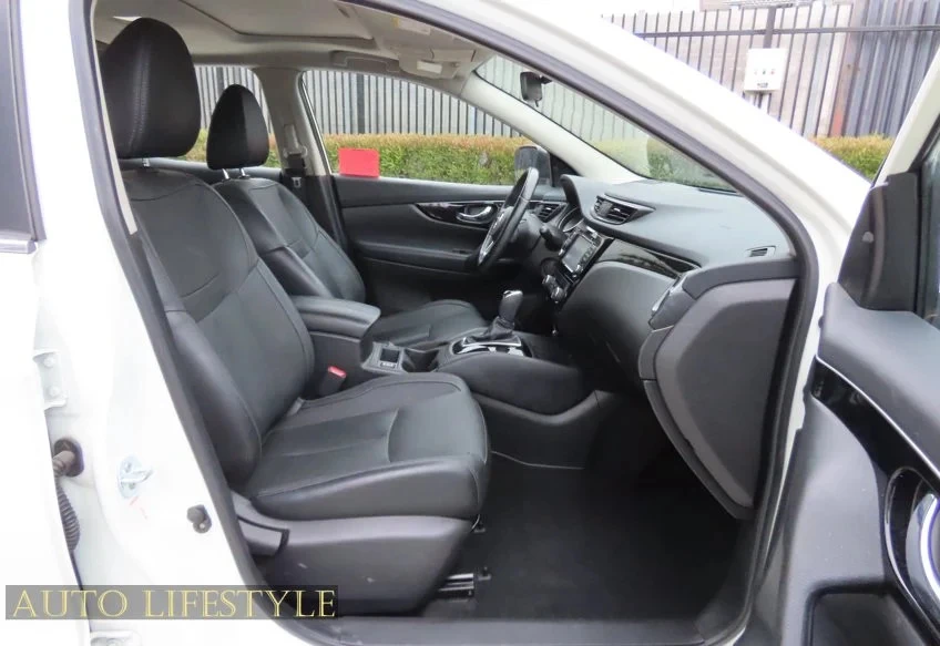 2017 Nissan Rogue - Image 20 of 21