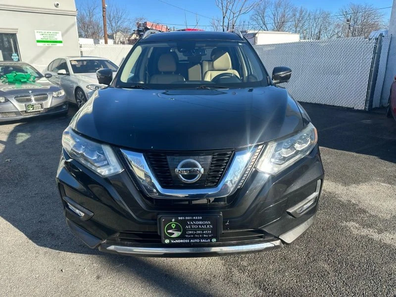2017 Nissan Rogue - Image 3 of 12