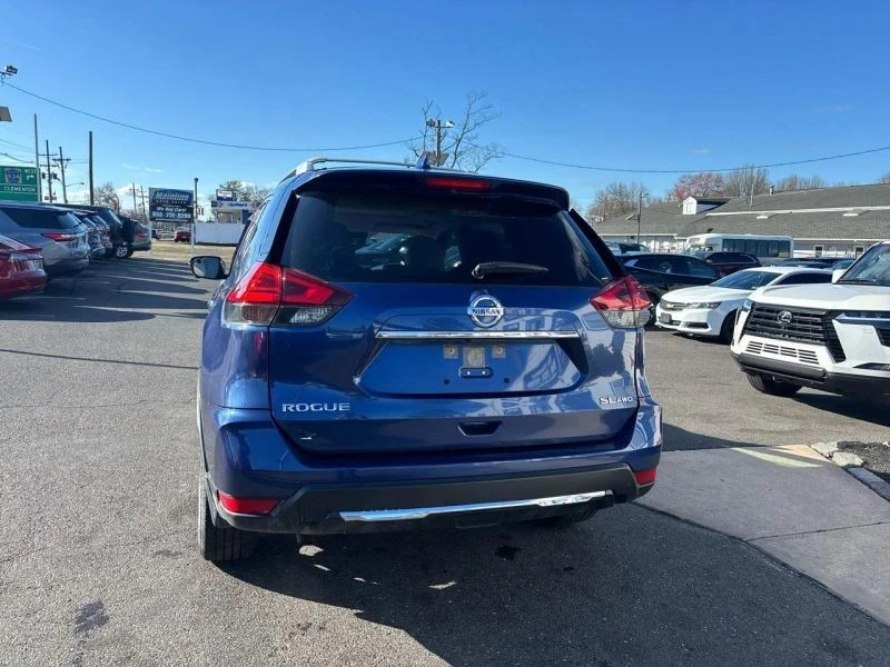 2017 Nissan Rogue - Image 5 of 12