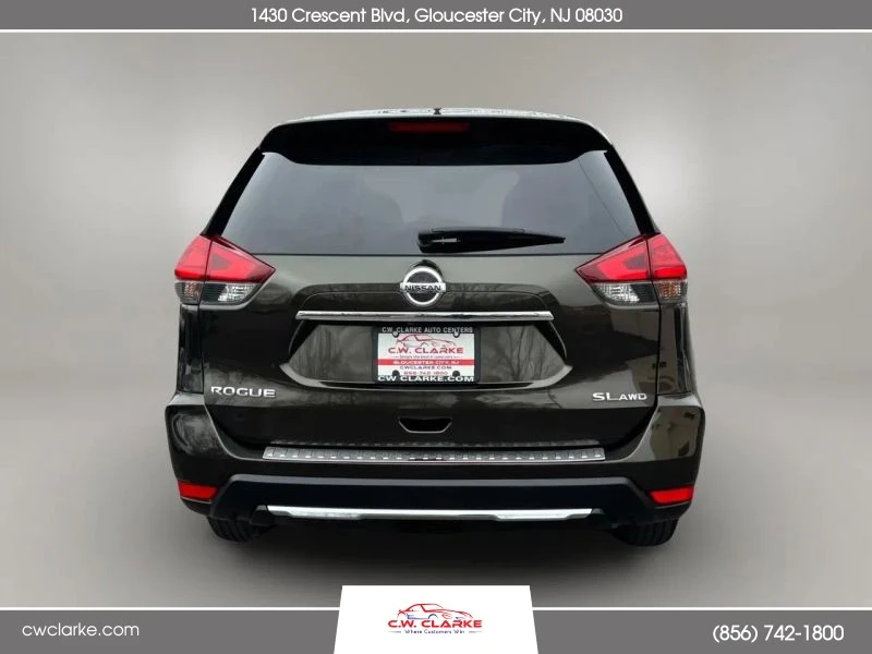 2017 Nissan Rogue - Image 7 of 12