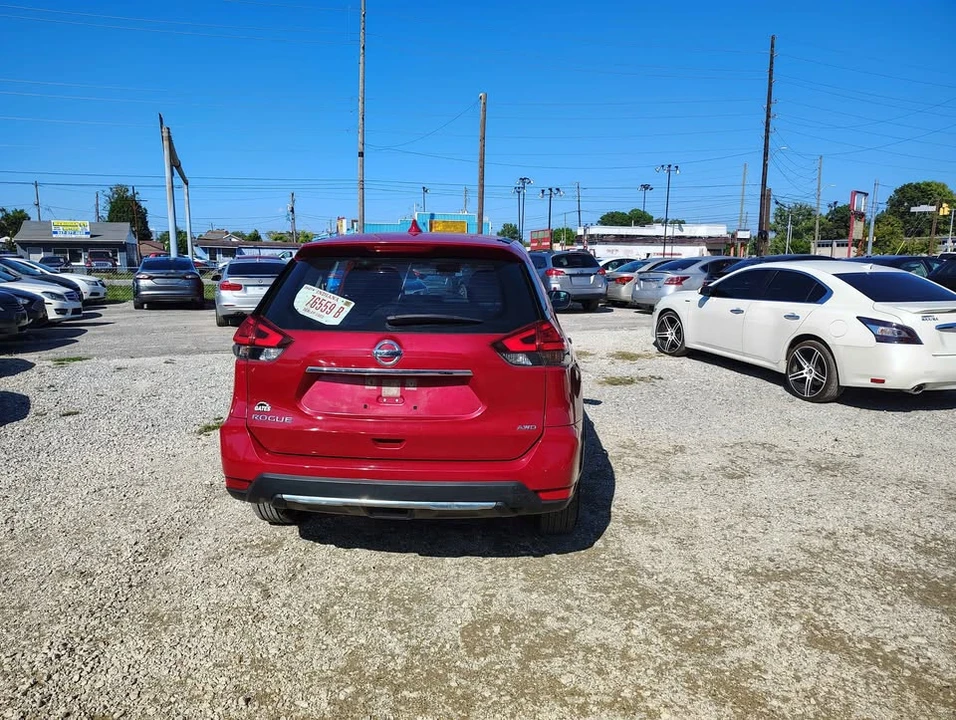 2017 Nissan Rogue - Image 5 of 20