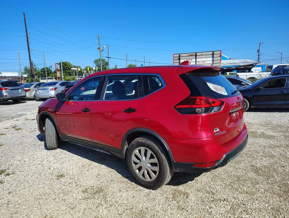 2017 Nissan Rogue - Image 6 of 20