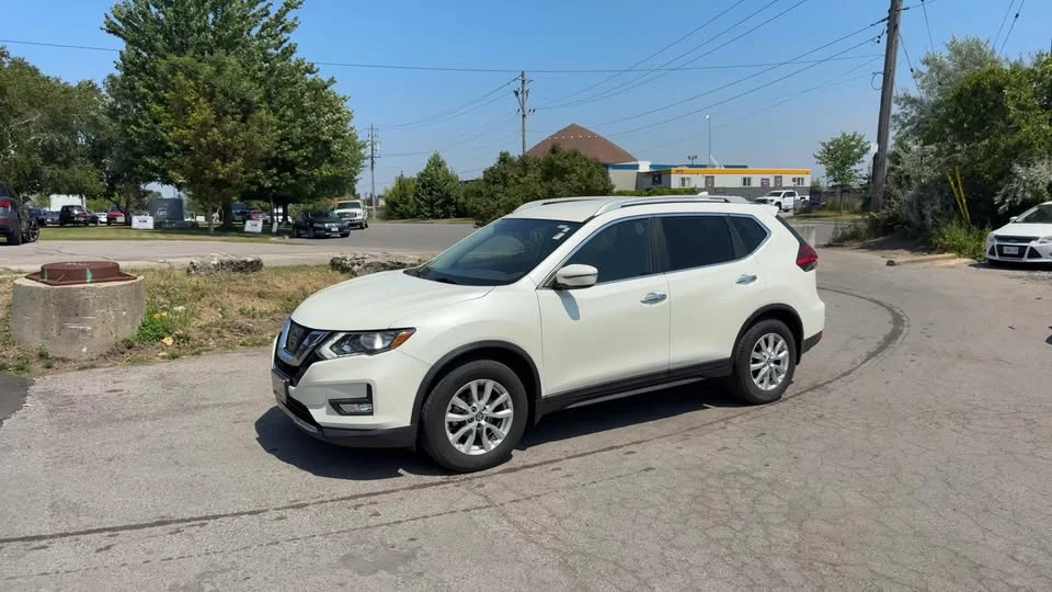 2017 Nissan Rogue - Image 8 of 16