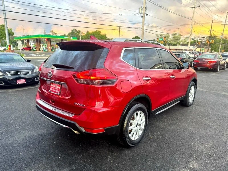 2017 Nissan Rogue - Image 7 of 12