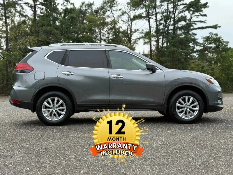 2017 Nissan Rogue - Image 8 of 12