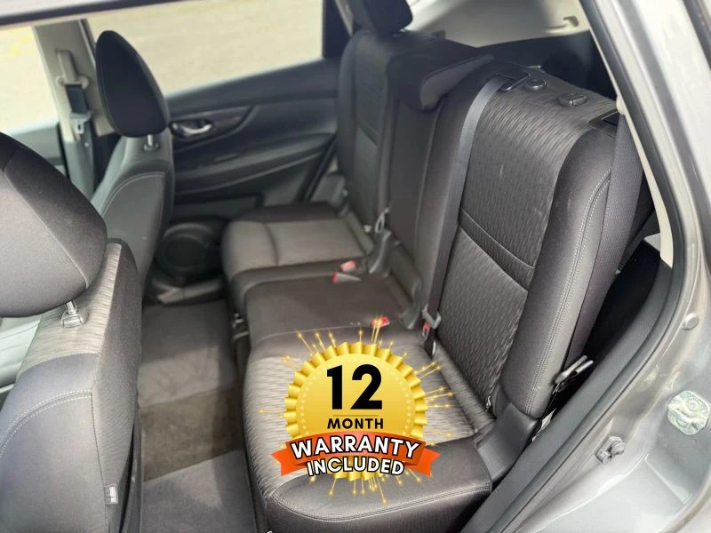 2017 Nissan Rogue - Image 11 of 12