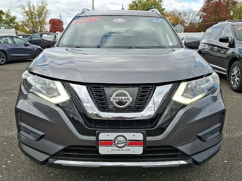 2017 Nissan Rogue - Image 3 of 12