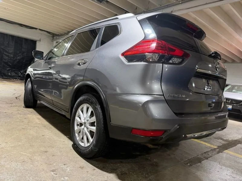 2017 Nissan Rogue - Image 3 of 12