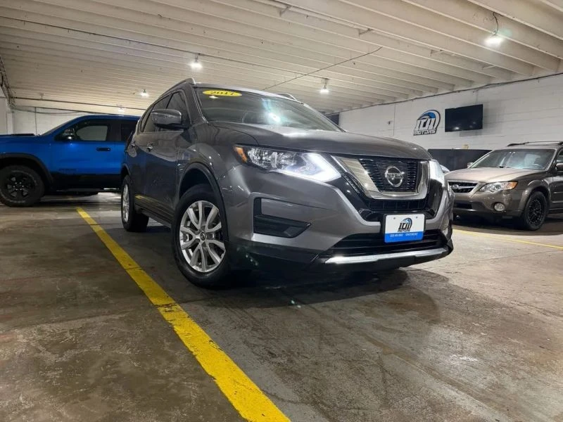 2017 Nissan Rogue - Image 6 of 12