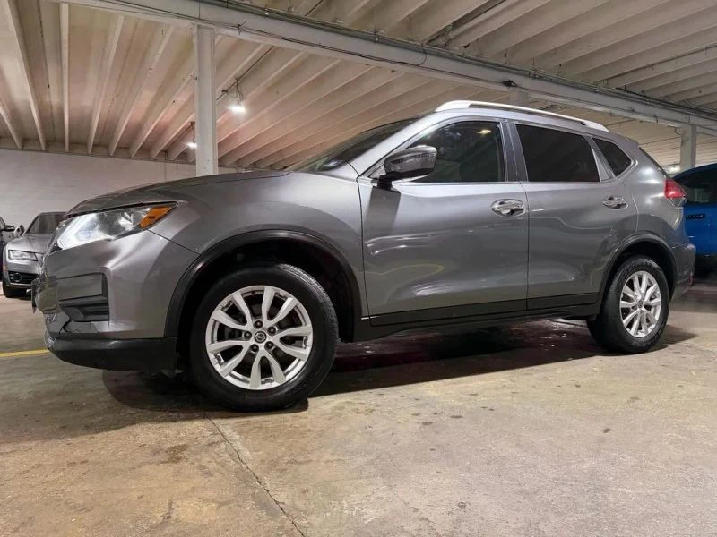 2017 Nissan Rogue - Image 2 of 12