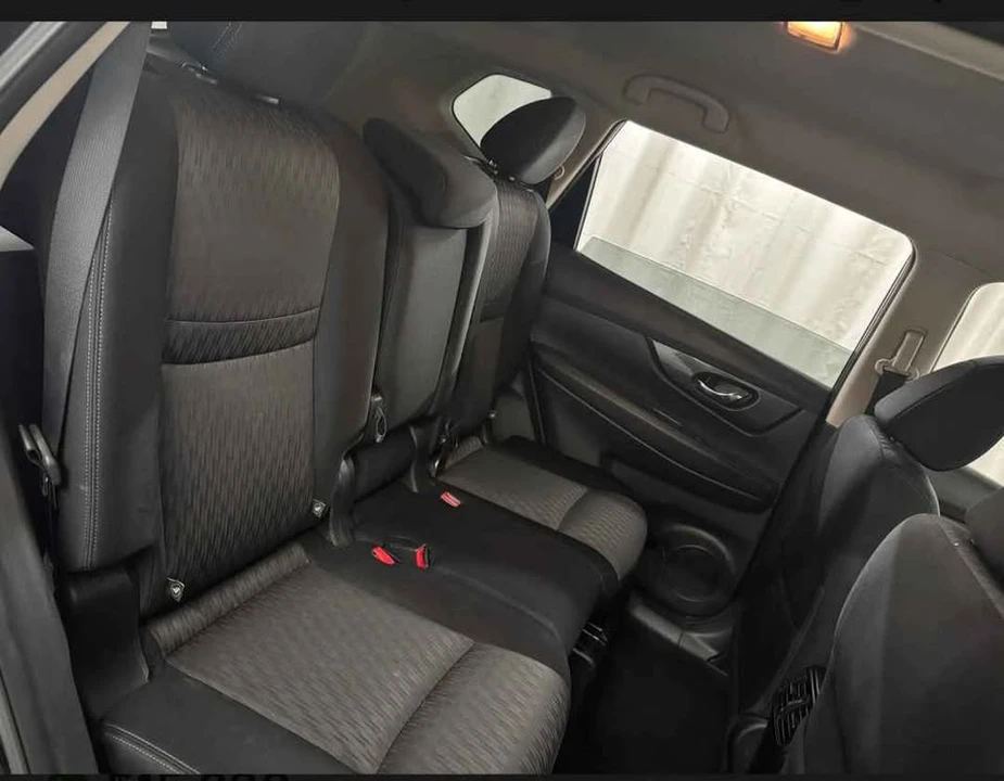 2017 Nissan Rogue - Image 11 of 11