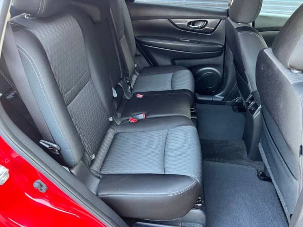 2017 Nissan Rogue - Image 18 of 21