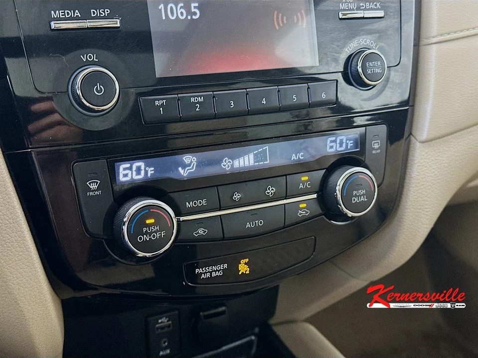 2017 Nissan Rogue - Image 18 of 21