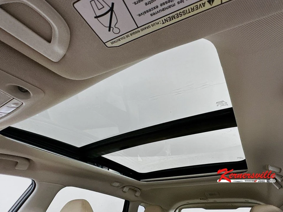 2017 Nissan Rogue - Image 20 of 21