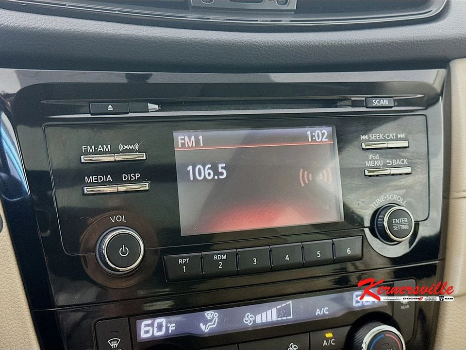 2017 Nissan Rogue - Image 17 of 21